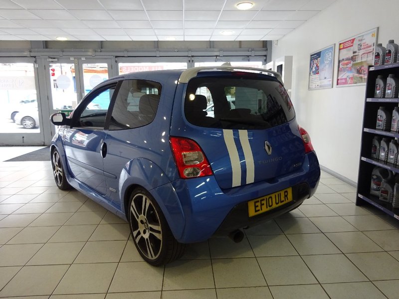 RENAULT TWINGO