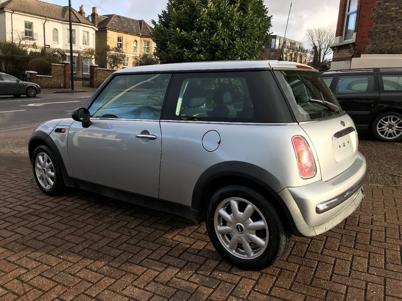 MINI HATCH ONE