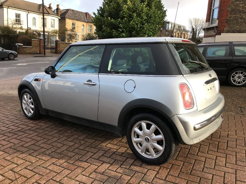 MINI HATCH ONE