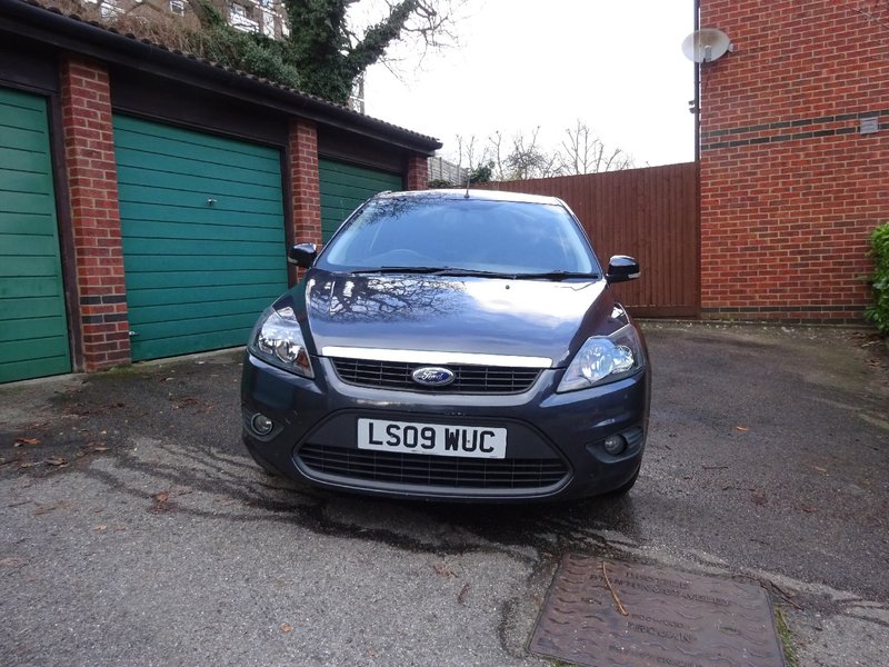 View FORD FOCUS 1.6 Zetec 100