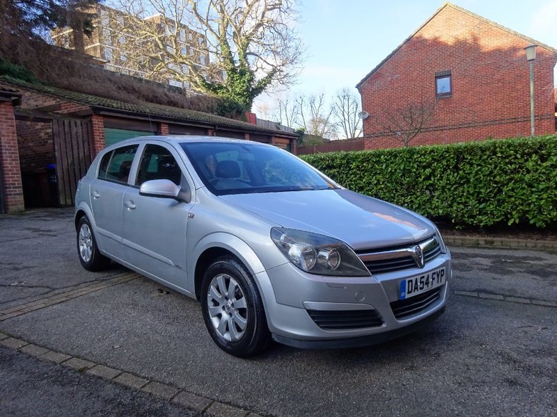 View VAUXHALL ASTRA 1.6 Club