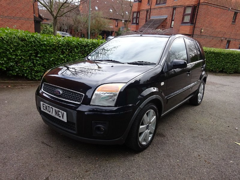 View FORD FUSION 1.6 TDCI PLUS