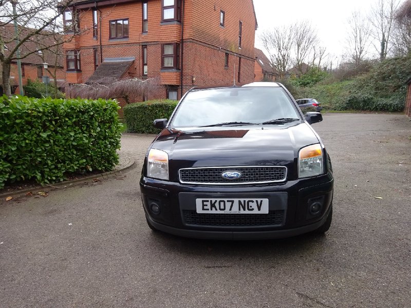 View FORD FUSION 1.6 TDCI PLUS