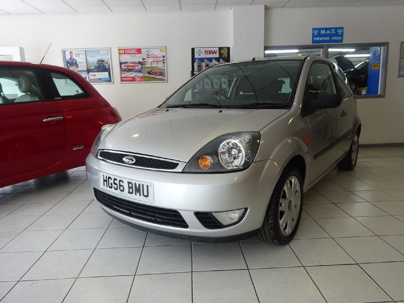 View FORD FIESTA 1.3 Style