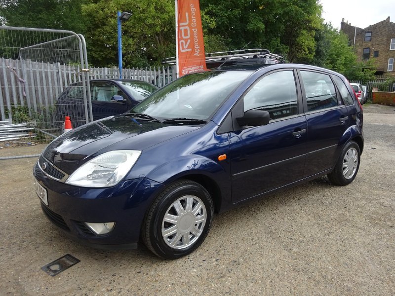 View FORD FIESTA 1.4 Ghia 5 Door