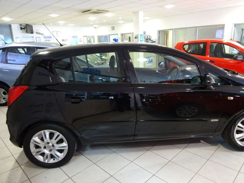 VAUXHALL CORSA