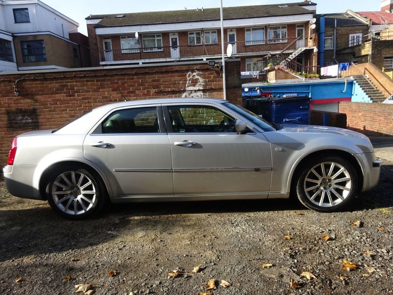 CHRYSLER 300C