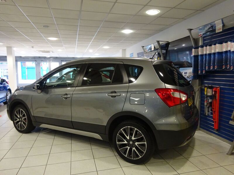 SUZUKI SX4 S-CROSS