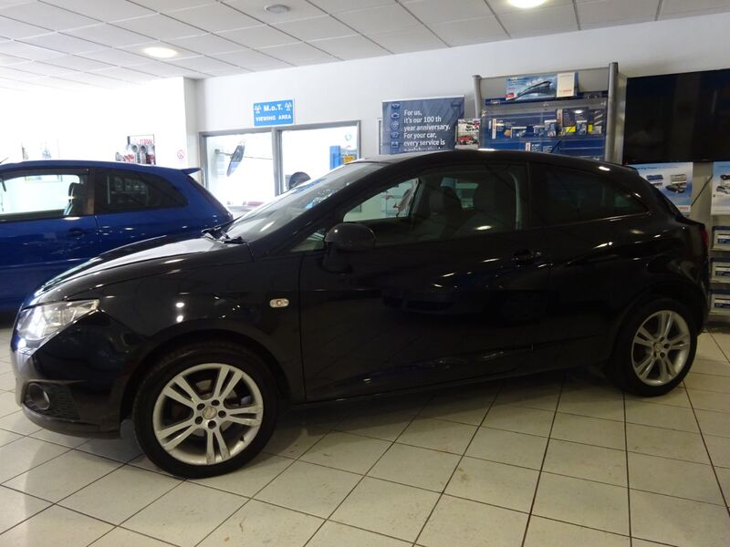 View SEAT IBIZA 1.4 Chill 3 Door