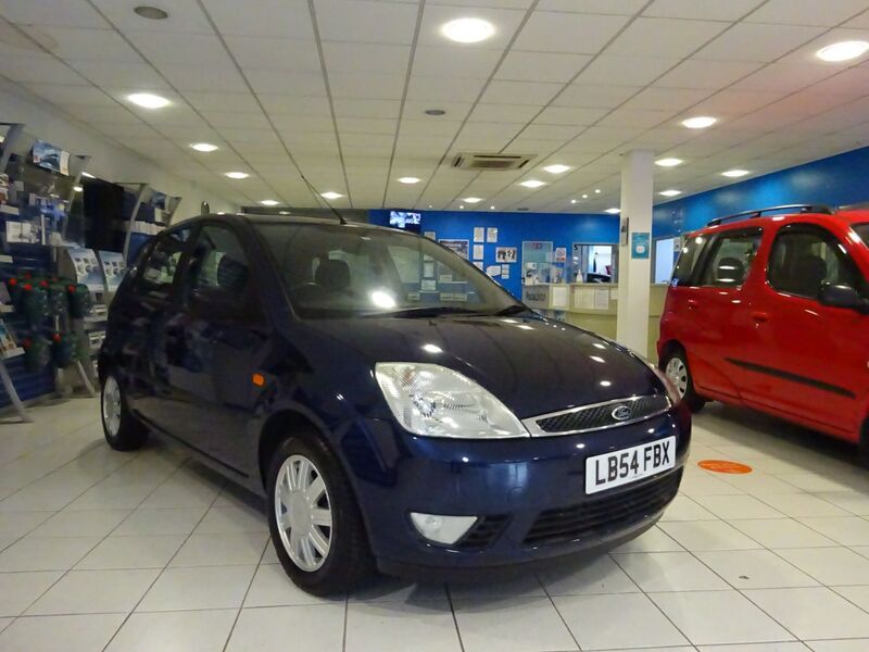 View FORD FIESTA 1.4 Ghia 5 Door