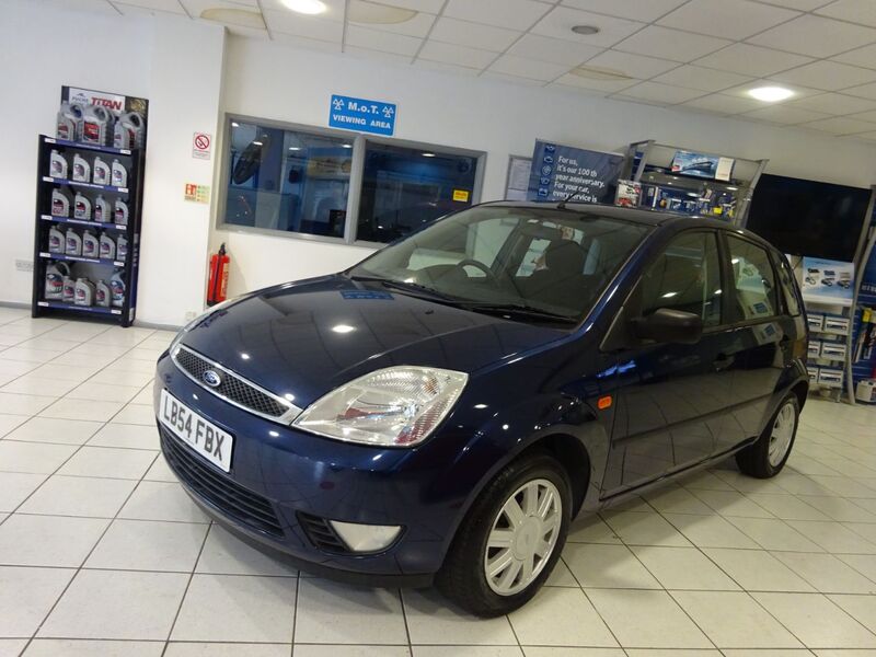 View FORD FIESTA 1.4 Ghia 5 Door