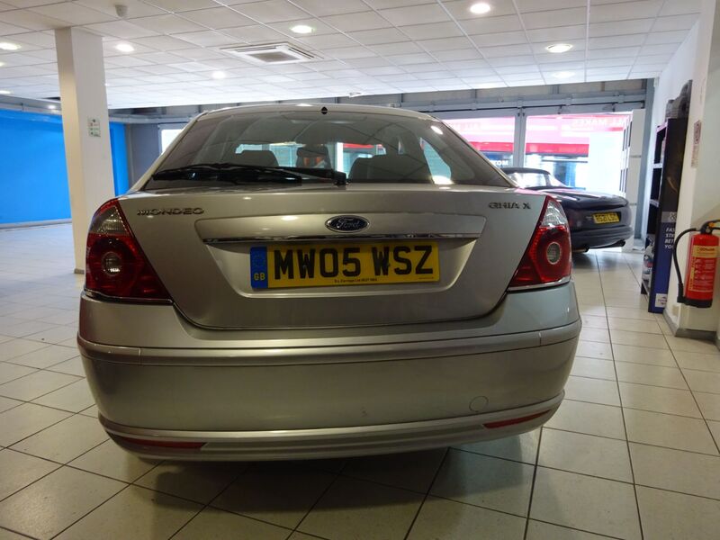 FORD MONDEO