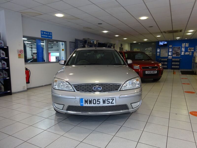 View FORD MONDEO 2.0 Ghia X