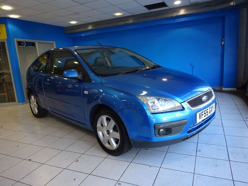 View FORD FOCUS 1.6 Titanium 3 Door