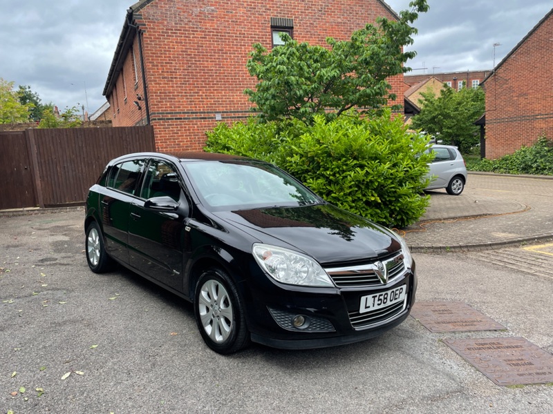 View VAUXHALL ASTRA 1.6 Breeze 5 Door