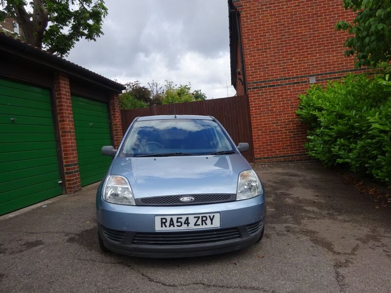 View FORD FIESTA 1.3 Finesse 5 door