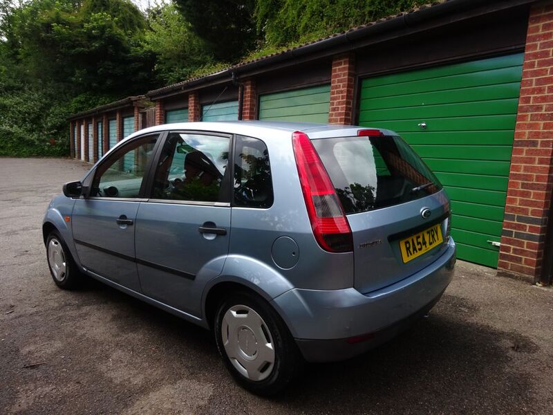 View FORD FIESTA 1.3 Finesse 5 door