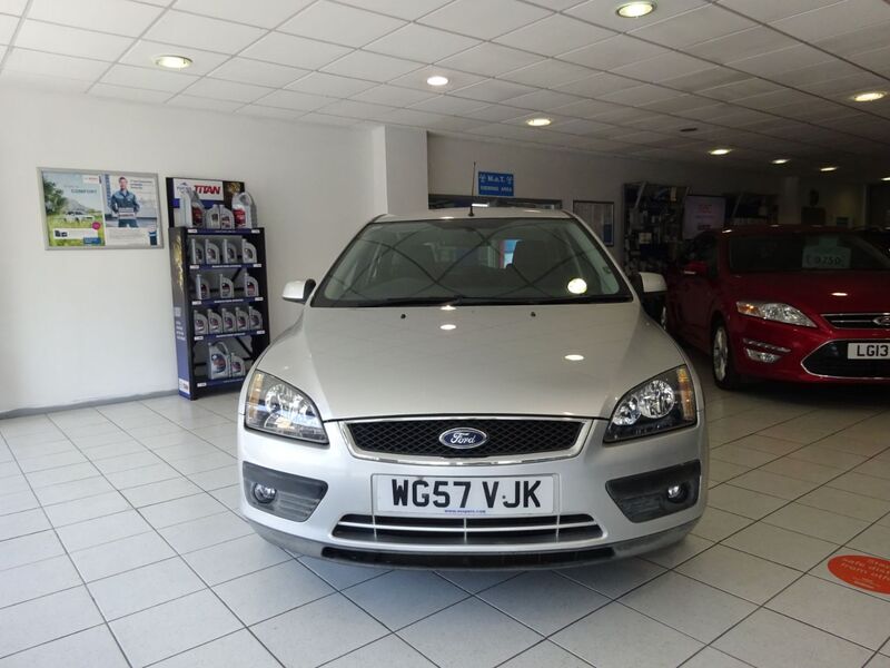 View FORD FOCUS 1.8 Zetec Climate 5 Door