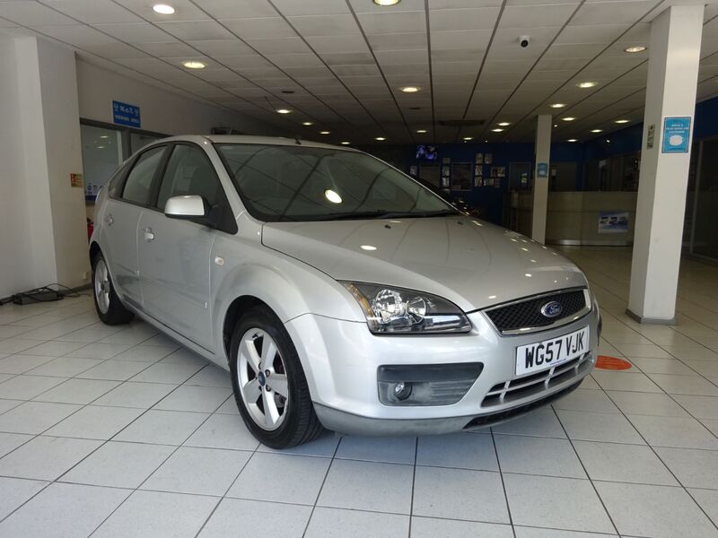 View FORD FOCUS 1.8 Zetec Climate 5 Door