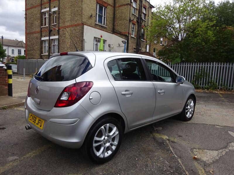 VAUXHALL CORSA