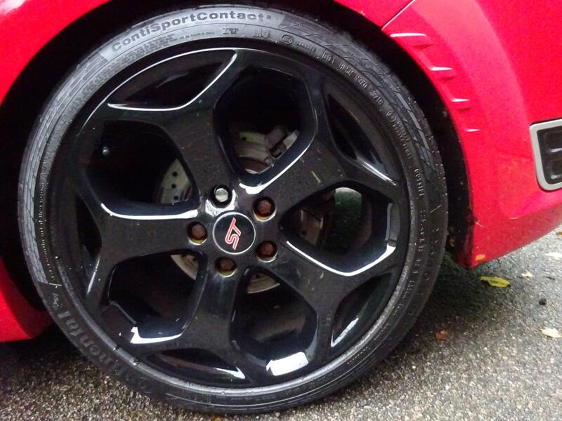 FORD FOCUS