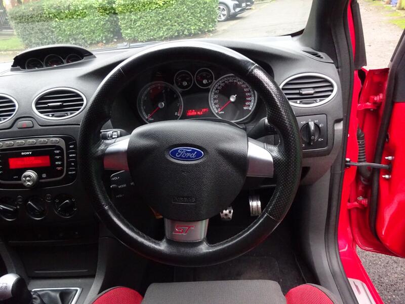 FORD FOCUS