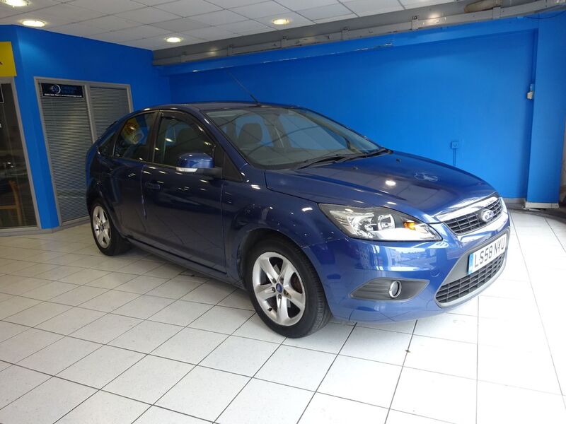 View FORD FOCUS 1.6 Zetec 100 Automatic